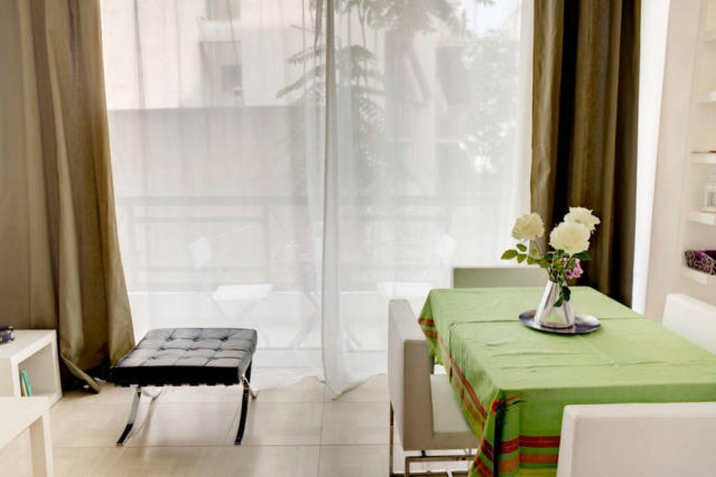 Thelma'S Apartment Athens Exterior photo